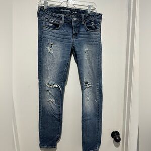 American eagle low rise skinny distressed blue jeans